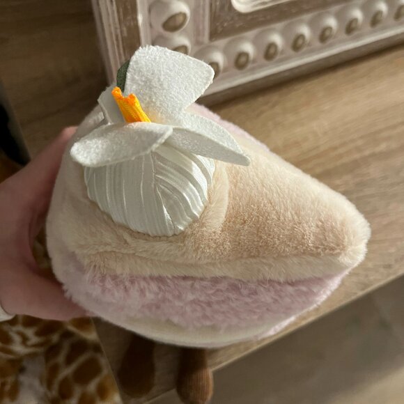 BNWT Yulan Tarot Cake Jellycat Amuseables SHANGHAI EXCLUSIVE HTF - Picture 6 of 10